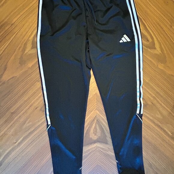 Adidas Men's Tiro Pants - Size Medium - fits like a small - Picture 9 of 16